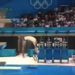 O maior fail dos Jogos Olímpicos 2012 – Stephan Feck bate de chapa na água
